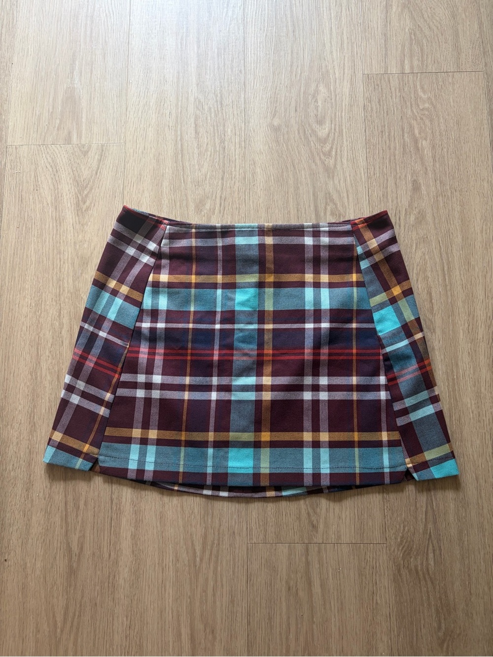 Urban Outfitters Burgundy Plaid Mini Skirt with Teal Accents Women’s Small